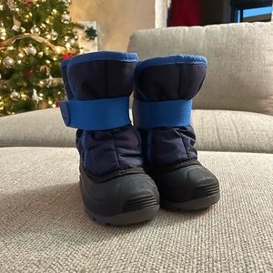 Kamik toddler snow boots, 5T